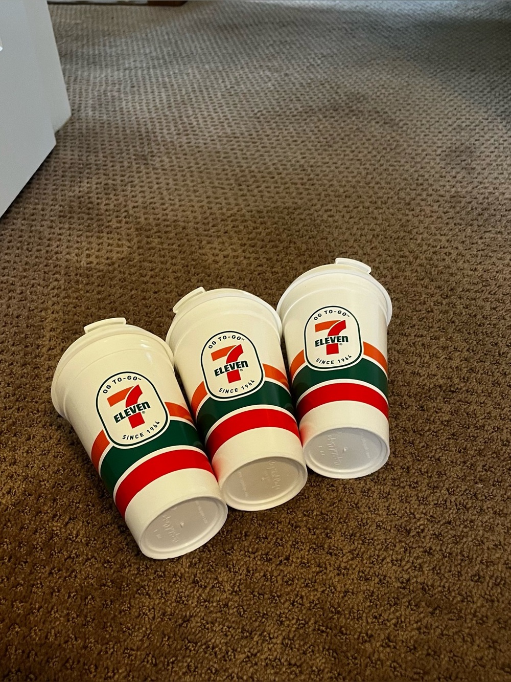 3 Vintage reusable 7 eleven to go cups